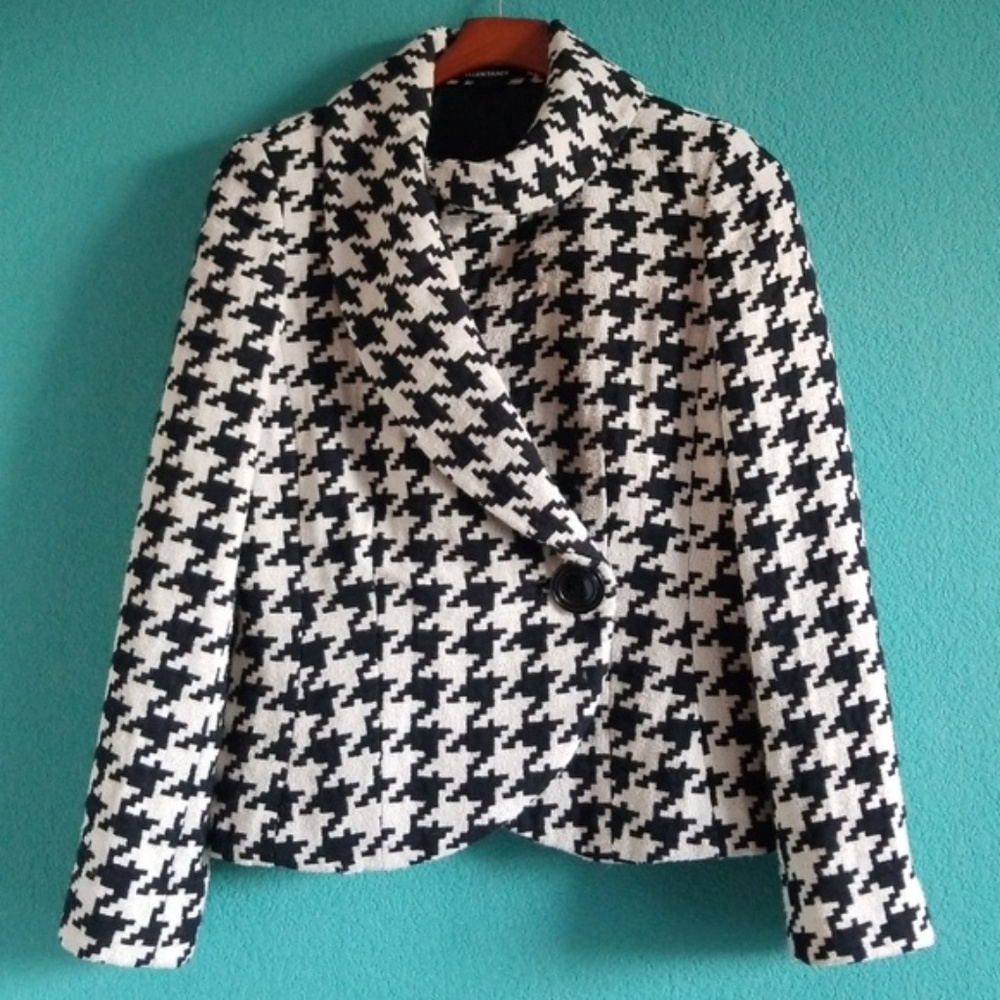 {Ellen Tracy} Black & Cream Houndstooth Jacket